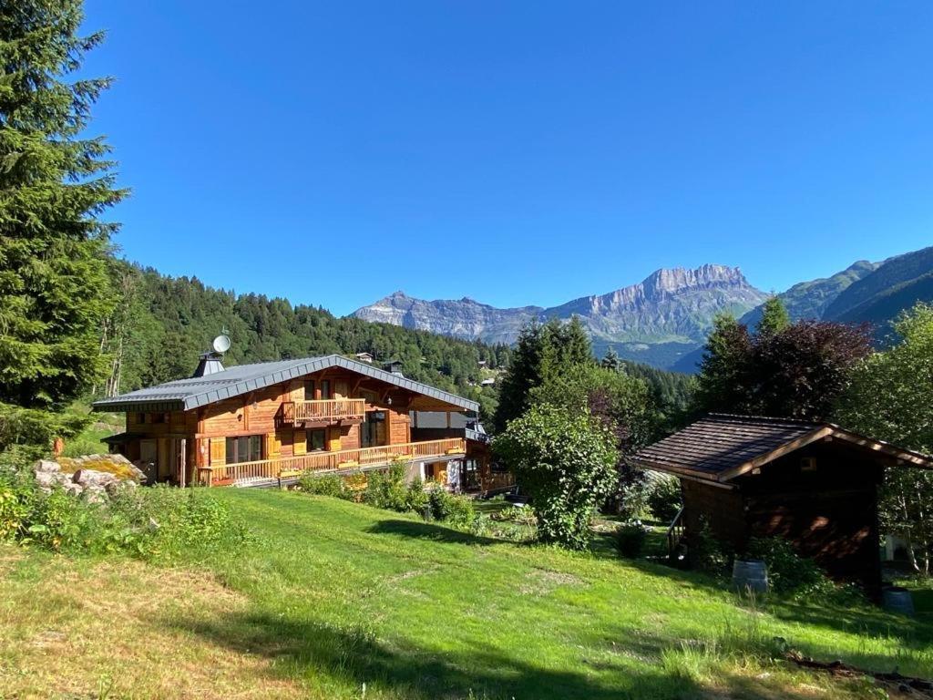 Chambres D'Hotes - B&B - Chalet Mountain Vibes เลอุชส์ ภายนอก รูปภาพ